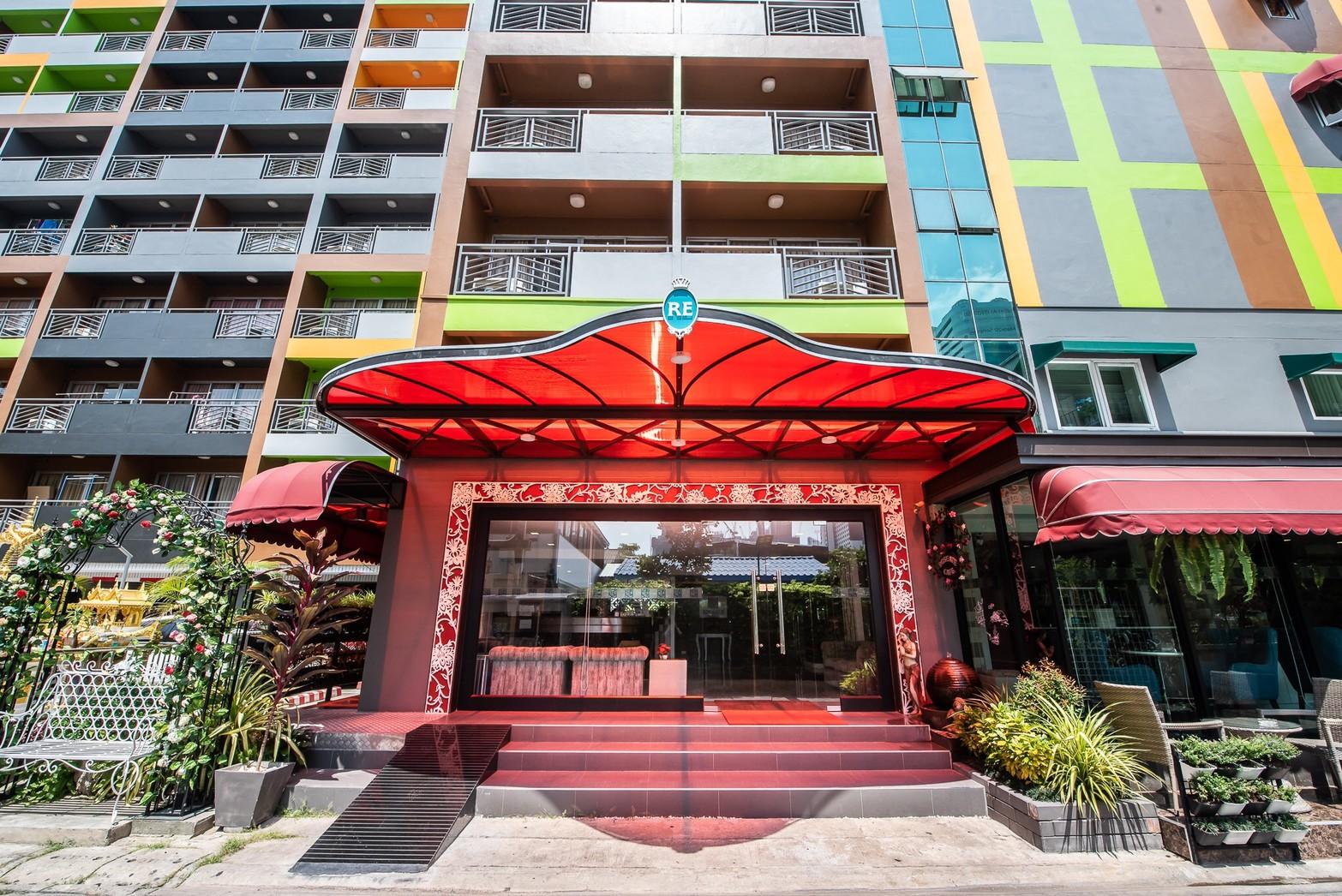 Roseate Ratchada Aparthotel Bangkok Exterior photo